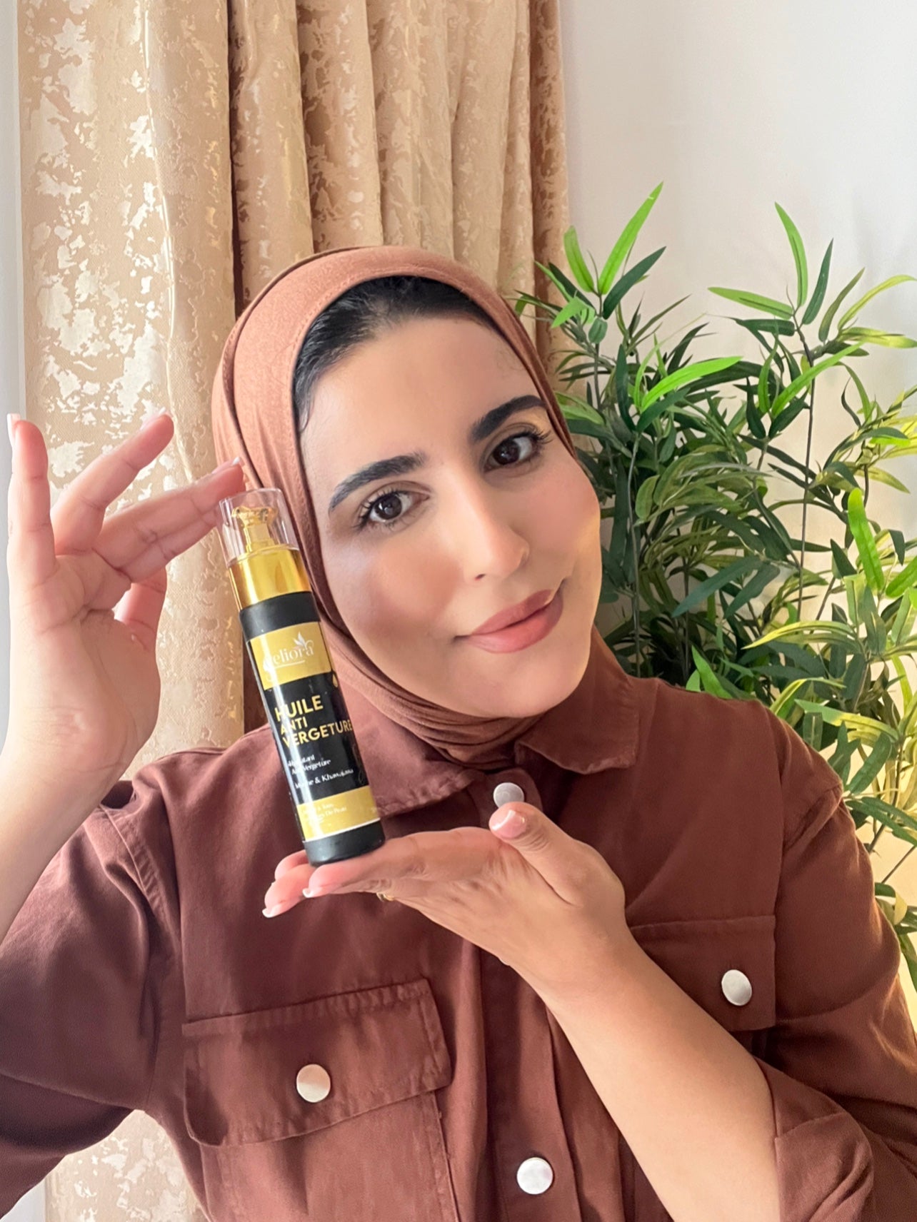 الزيت العلاجية الفاخرة للخطوط الحمراء